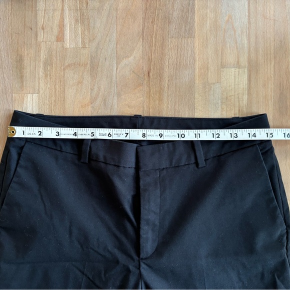 Uniqlo cropped pants with pockets size 8 - Picture 3 of 6